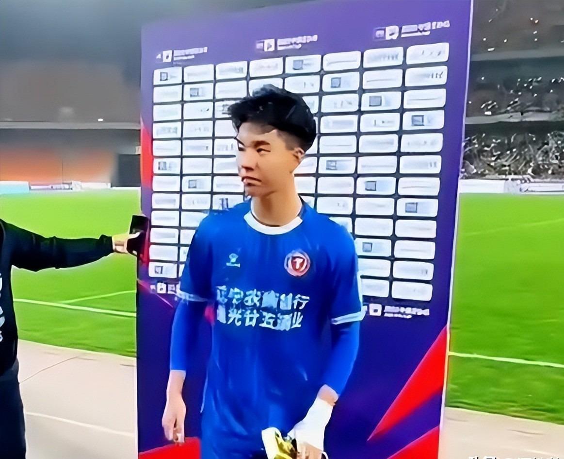 app下载-原来他俩是父子，父亲是国安名宿，儿子是U18新秀 已登陆英超球队